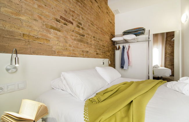 Happy People Sagrada Familia - Foto 25