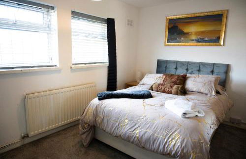 Castle House - Photo 27