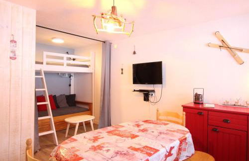 Charmant F2 bis 5 pers. au Mont-Dore avec parking, proche des pistes - FR-1-415-174 - Foto 2