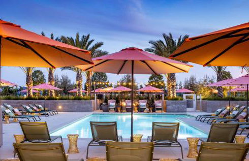 Noho Alexan Modern 2bed Duo with FREE Parking - Foto 2