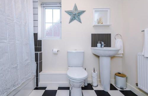 3 Bedroom! 3 Toilets! Contractors and Groups! Free Parking! Driveway! NEW BUILD HOUSE! - Foto 39