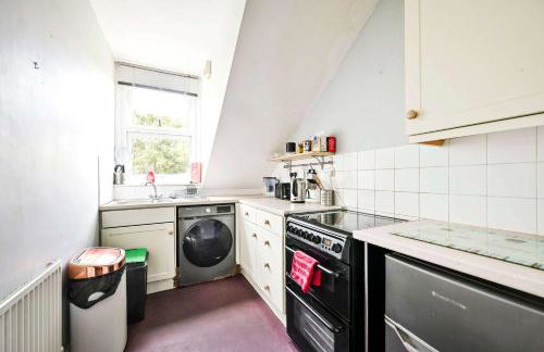 Lovely 3 Bed for Families, Contractors, Relocation - Foto 13