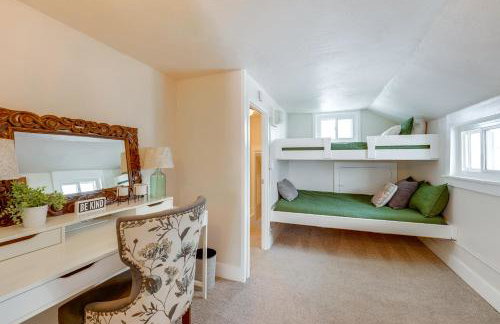 City Girl Farmhouse in Hudsonville with Hot Tub - Foto 23