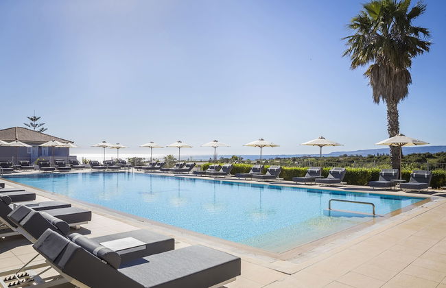 Astra Village Hotel Suites - Foto 1