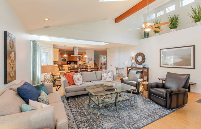 Villa Manzanita by Avantstay Hot Tub, 1 Block to Beach/town, Chef's Kitchen - Foto 9