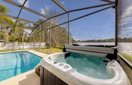 Beautiful Lake View Pool House Brand new Hot Tub - Foto 67