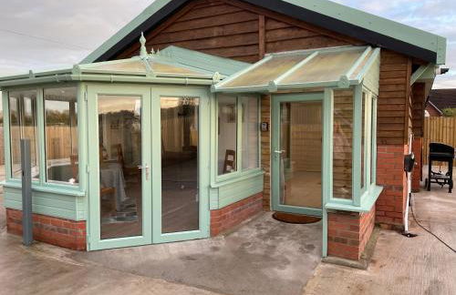 Rose barn hot tub holidays in the Cotswolds - Foto 15