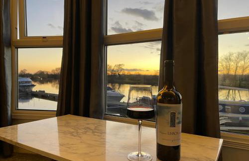 On the river Severn - Severnside Boat & Caravan Park, Caravan 9 - Photo 3