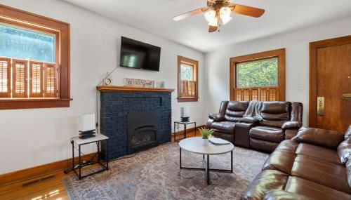 3 Bed 1 5 Bath Home in College Hill By Hospital - Photo 3