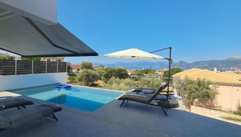 Central location for 6 or 8 guests, 3 bathrooms & private pool - Foto 3
