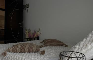 Katsaras House 3 Cozy Bedrooms - Photo 23