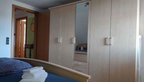 Ferienwohnung Hammerwaldblick im Dachgeschoss - Foto 4, wardrobe