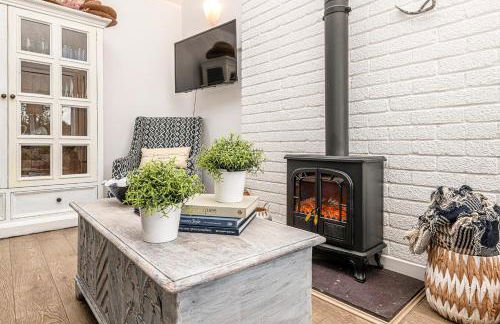 Fisherman Cottage Llanfaes near Beaumaris - Photo 25