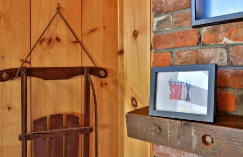 RoundTop Chalet - Hot Tub, Fire Pit & Mountain Views near Killington & Okemo - Foto 3