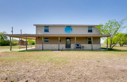 Pet-Friendly Cabin on 3 Acres: 7 Mi to Uvalde! - Foto 1
