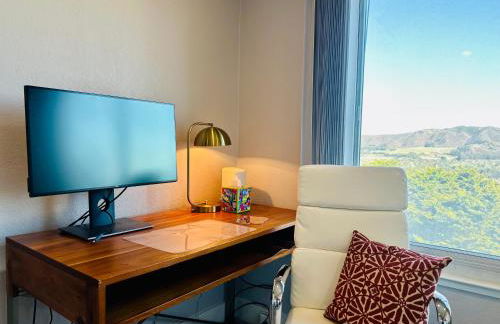 Serene Home on the Hill with amazing view! near SF - Foto 32