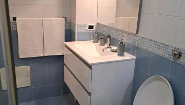 Napoli Museo Metrò - Foto 5, towels, Shower