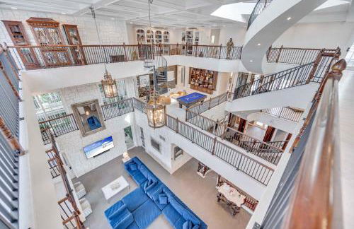 The Modern Castle Canal View Access Rooftop Living Greenhouse VlLLAS - Foto 2