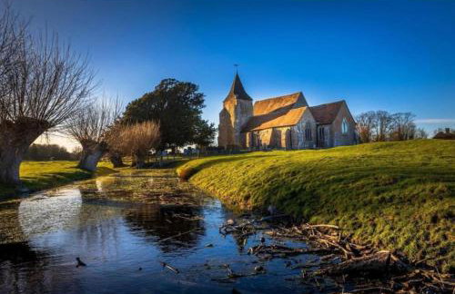 Rainbow Petty - Romney Marsh, Kent - Photo 19