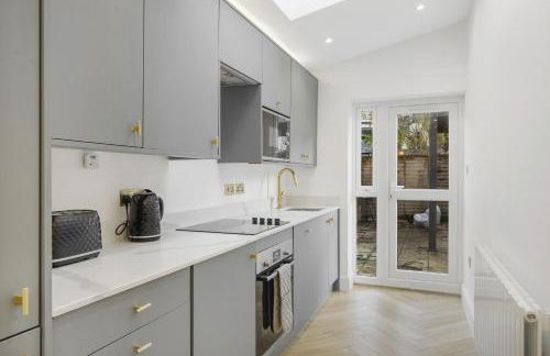 Stylish Kentish Town HomePrivate Garden Jacuzzi - Foto 4