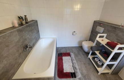 Apartments am Saalebogen mit Gartenterrasse, Grillkamin und freie Parkplätze - Foto 18