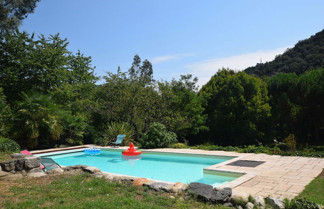 Lovely House With Grass Garden, Shared Swimmingpool, Next to the River Ardeche - Foto 67