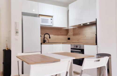 T2 Paris Disneyland Jardin Parking - Foto 13