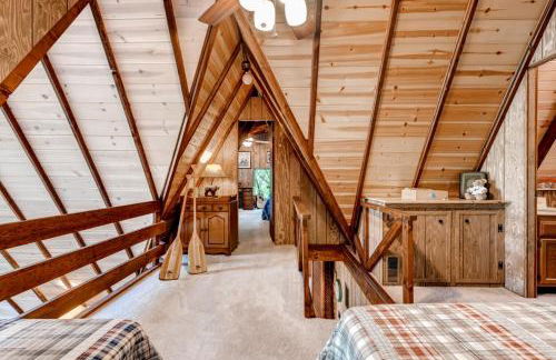 Dock and Resort Perks Quiet Lakefront Cottage - Foto 24