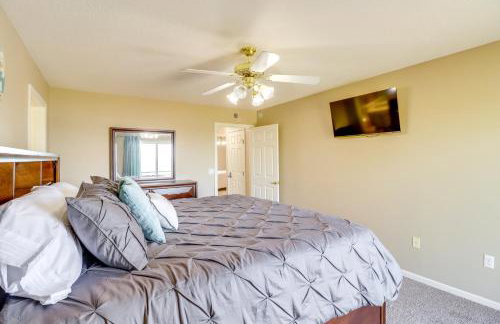 Charming Edgemont Home with Deck and Lake Views! - Foto 16