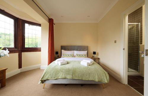 Spacious 7BR Home, Families & Contractors, Hot Tub - Foto 9