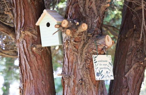 3-Bed Cottage Sleeps 8 Walk to Thames Garden - Foto 24