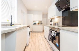 Hassle-Free & Handsome Brand-New 3-Bed Home - Foto 11