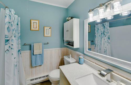 Lakefront Retreat with Pedal Boat and Dock in Kalkaska - Foto 13