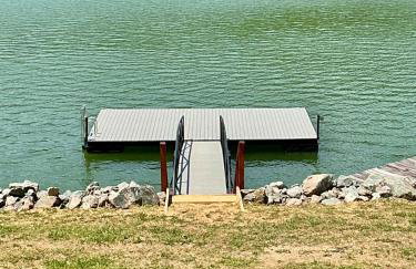 Watauga Lake Retreat Cozy family cabin Sleeps 8 - Photo 36