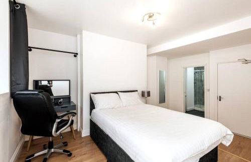 Liverpool City Centre - Fabulous 3 En-suite Bedrooms - Sleeps 10 People - Foto 6