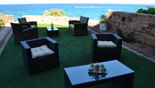 Noufaro studios - Foto 4, Garden