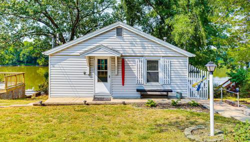 Lakefront Home with Patio in Havana! - Foto 2