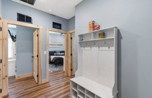 Brand New/ATV Trailer Parking/ 5 min to Miguel's - Foto 12