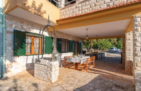 Pet Friendly Home In Cara - Photo 21