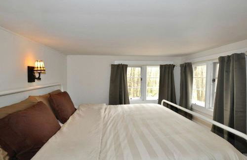 Idyllic Getaway Cottage in the Woods near Woodstock, New York - Foto 8