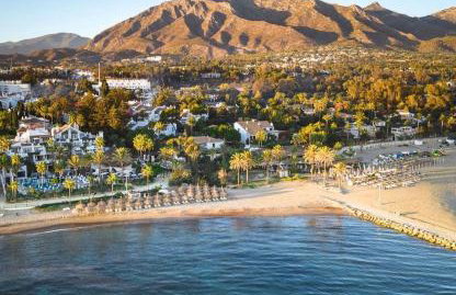 Luxury seaview apartment in Marbella located in a secure gated community with swimming pool and large terrace Perfect for families visiting Marbella and Puerto Banús - Foto 62