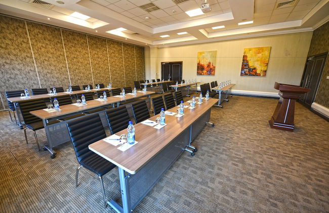 Mestil Hotels & Residences - Photo 77