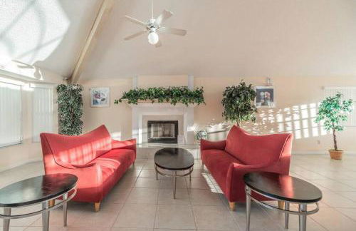 HARRY POTTER LIVES HERE! Unforgettable Home, Pool, Sleeps 8, Near Dis, LOW Rates! - Foto 81