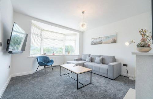 High Peak 5-Star Haven Gardens, Parking & WiFi - Foto 26