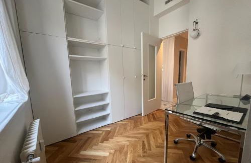 Morozzo1939 - An Authentic Milanese Home, Near Duomo - Photo 30