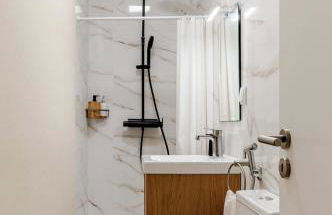 Refreshed apartment with private garden - Foto 23