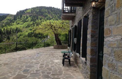 Δάφνη 1933, Λιθόχτιστο Αρχοντικό στο Βουνό - Foto 23