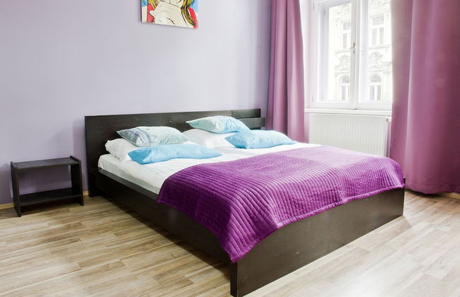 Royal Court Apartments - Photo 28