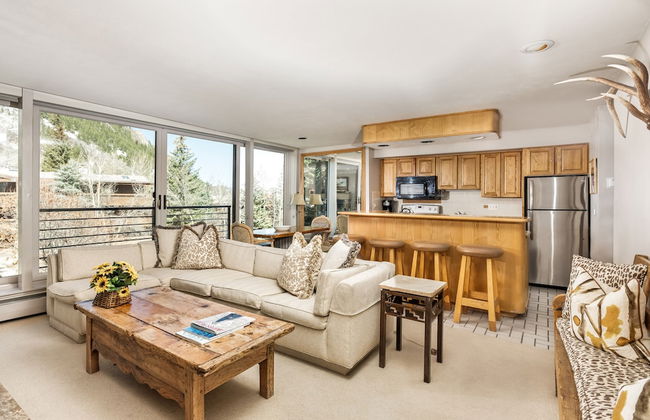 Durant Condominiums by Frias - Foto 46