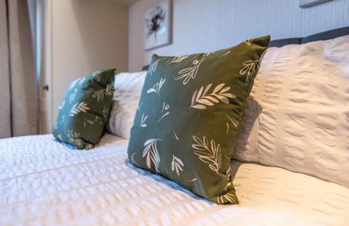 Cosy Countryside Hot Tub Retreat! Fully Central Heated with FREE Parking - Foto 21